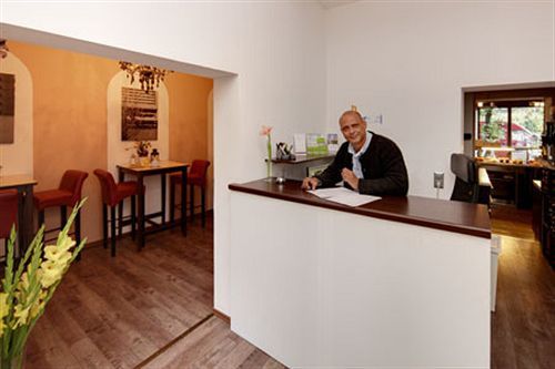 Mk Max-weber-platz Hotel 2*